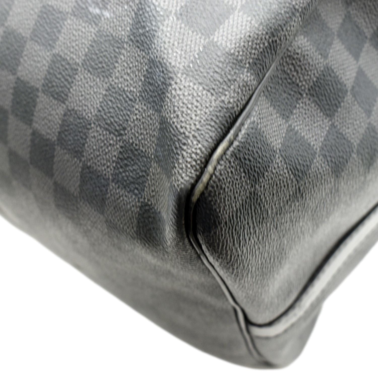 Louis Vuitton Keepall 55 Damier Graphite Bandouliere Travel Bag LV-0921N-0012