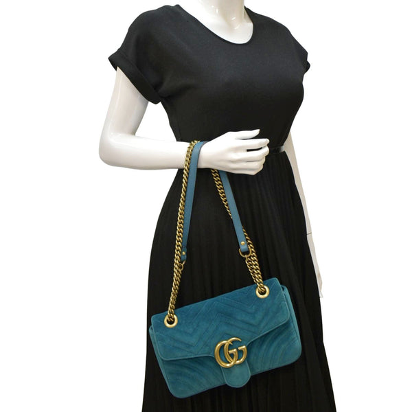 GUCCI GG Marmont Small Velvet Shoulder Bag - Turquoise