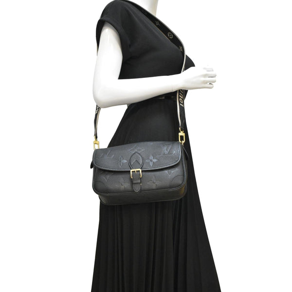 LOUIS VUITTON  Empreinte Leather Crossbody Bag Black dummy look