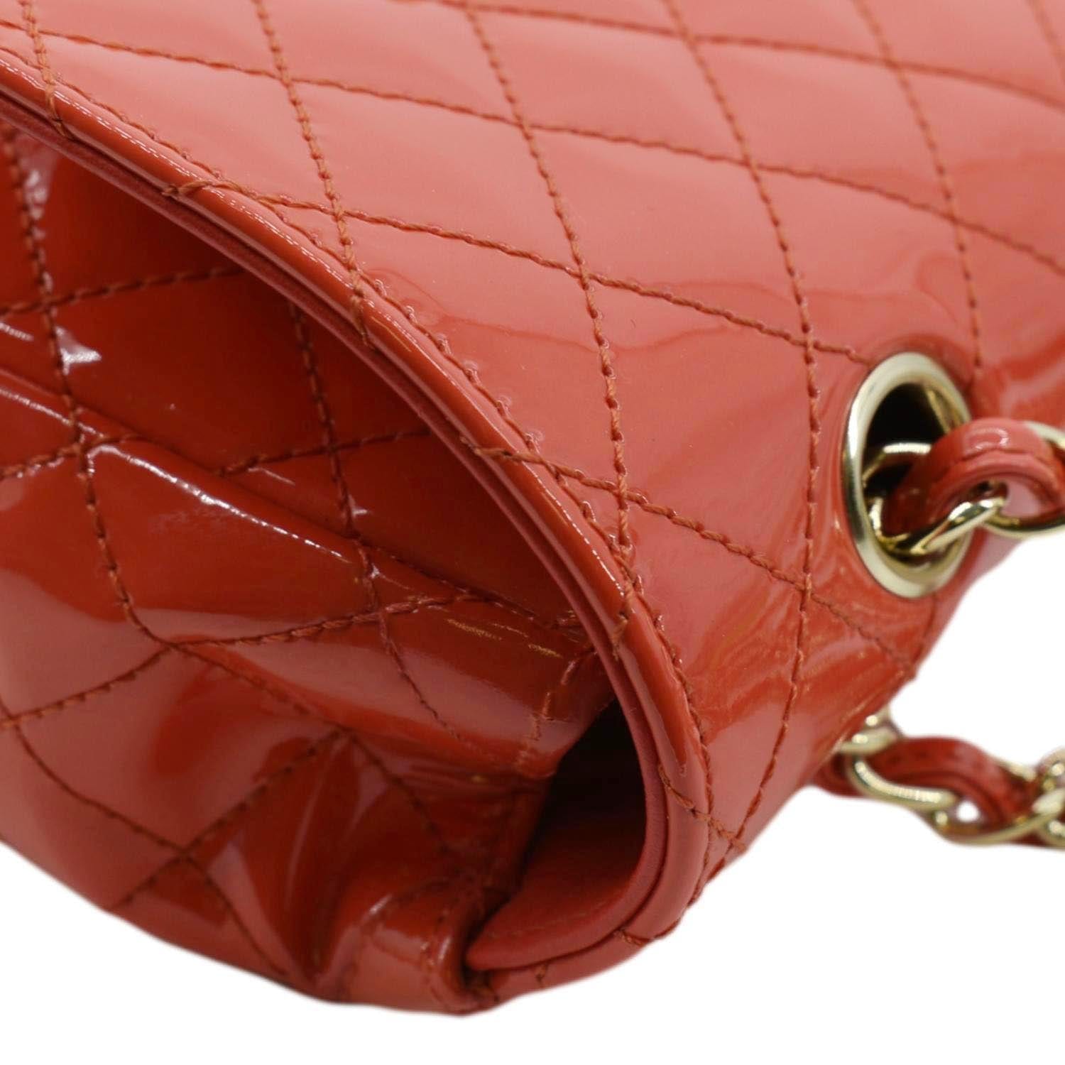 CHANEL Valentines Classic Flap Quilted Patent Leather Shoulder Bag Red