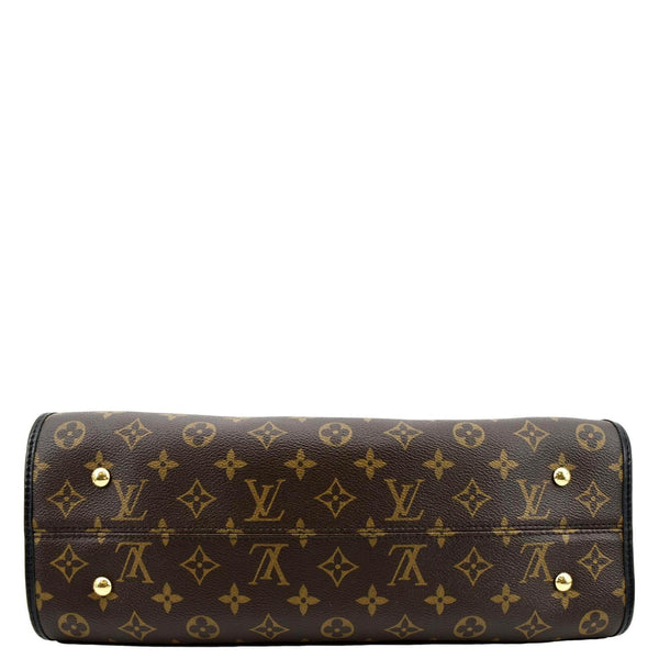 Louis Vuitton Popincourt MM Monogram Shoulder Bag in Brown/Noir Color - Bottom