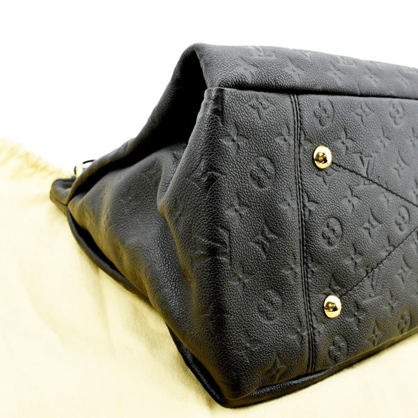 LOUIS VUITTON Artsy MM Empreinte Leather Hobo Bag Black