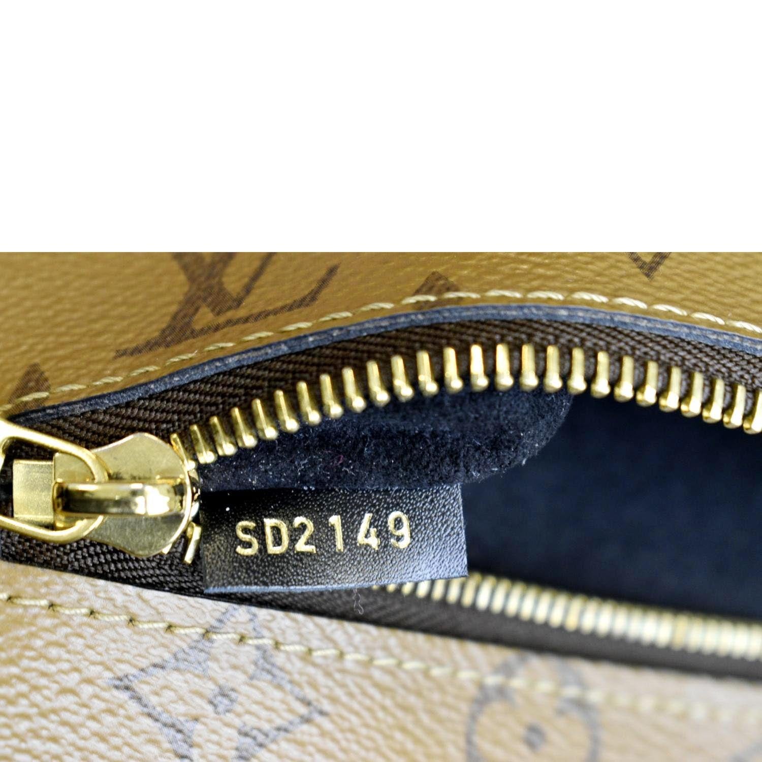 Authentic Louis Vuitton Pochette Metis crossbody bag Excellent