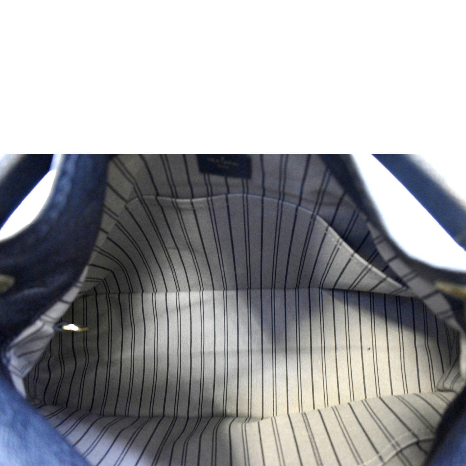 Louis Vuitton Artsy (Ultra Rare) Empreinte Orage Mm Braid 4lz0116 Blue Hobo  Bag For Sale at 1stDibs