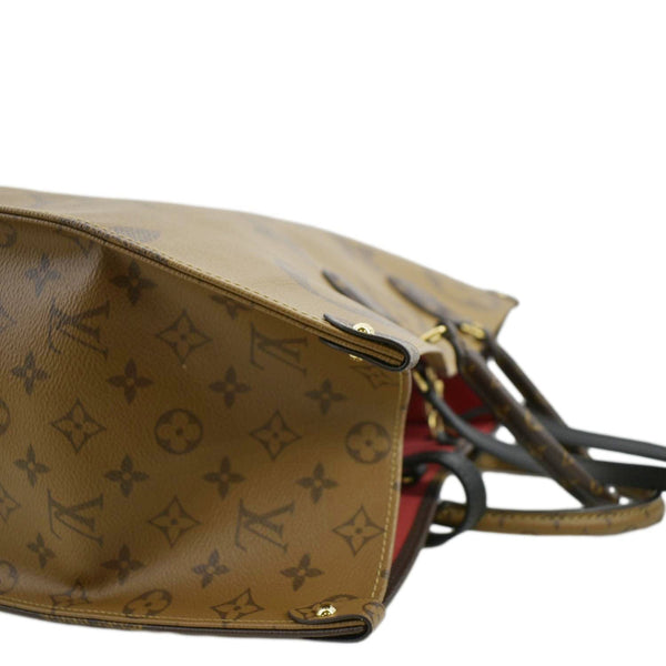 LOUIS VUITTON Onthego GM Giant Monogram Canvas Tote Shoulder Bag Brown