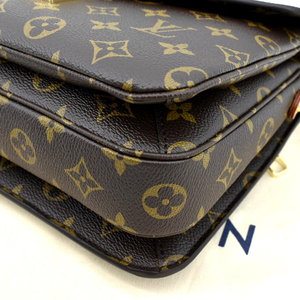 LOUIS VUITTON Metis Pochette Monogram Canvas Crossbody Bag Brown