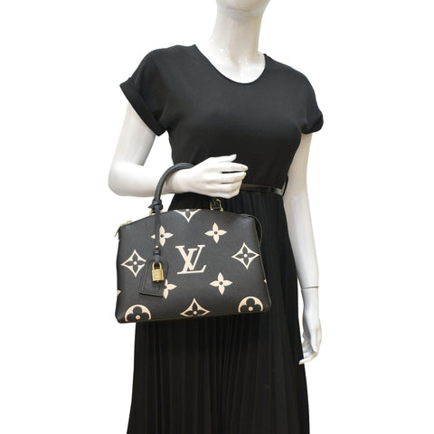 LOUIS VUITTON Petit Palais Embossed Leather Shoulder Bag Bicolor