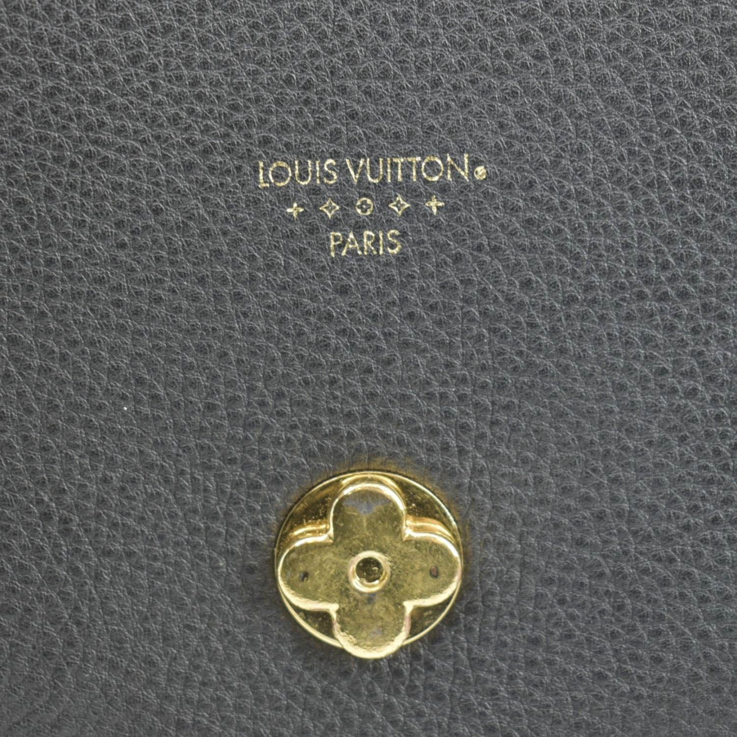 Louis Vuitton Black Leather Pont 9 Soft MM Bag
