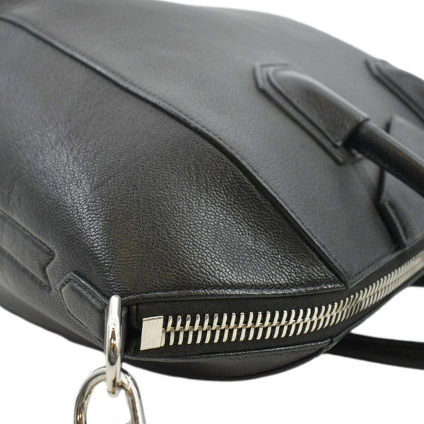 GIVENCHY Antigona Small Leather Shoulder Bag Black