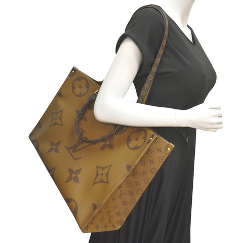  Louis Vuitton Onthego GM Monogram Tote Shoulder Bag - Full View