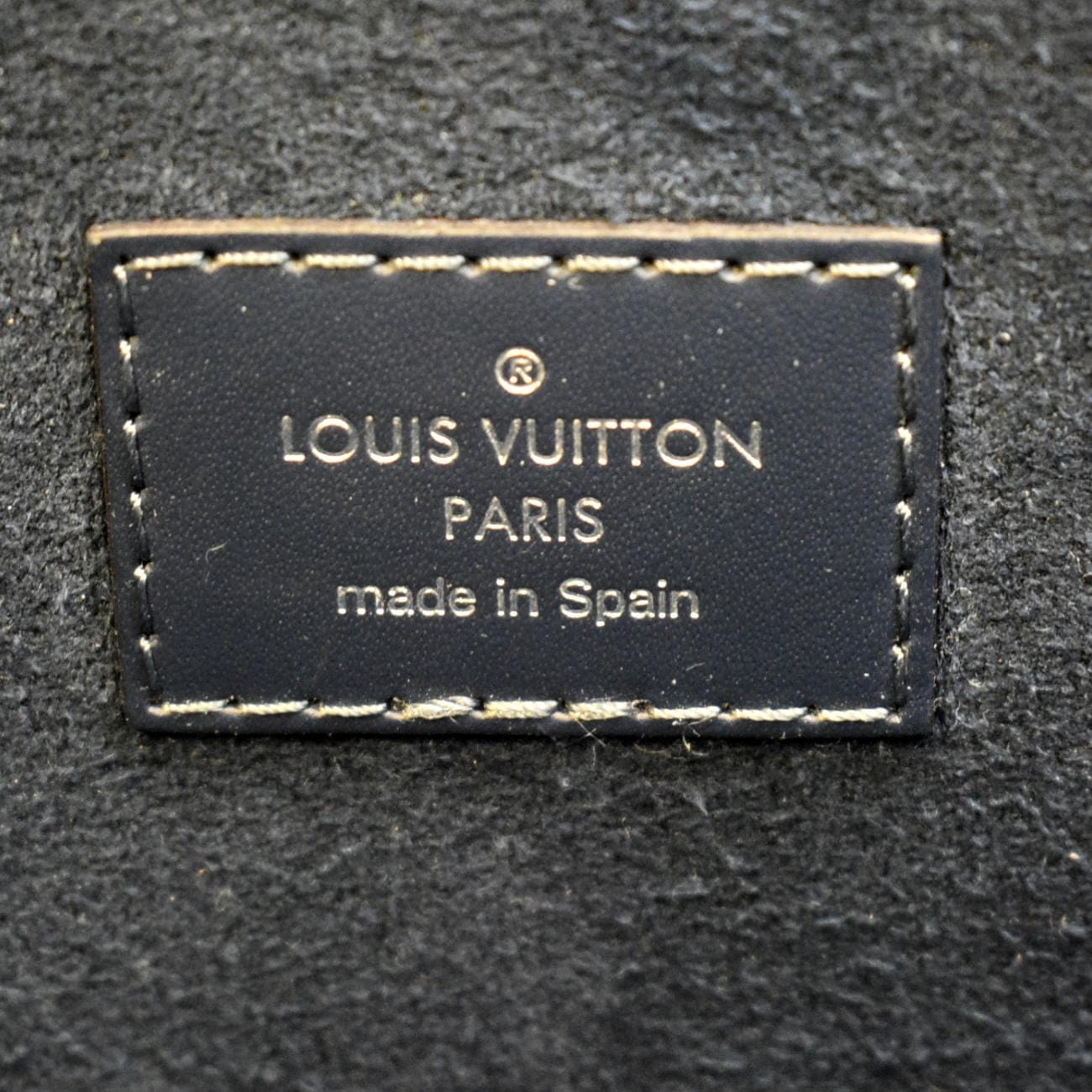LOUIS VUITTON Neverfull MM Shoulder Tote Bag Epi Logo LV Leather Fuchsia  M40882