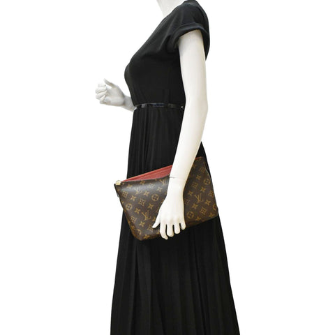 LOUIS VUITTON Monogram Canvas Pouch Cherry Red dummy look