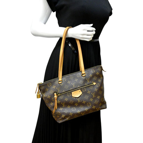 LOUIS VUITTON Iena PM Monogram Canvas Shoulder Bag Brown