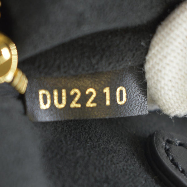 LOUIS VUITTON Onthego GM Crafty Monogram Giant Empreinte Tote Bag Creme