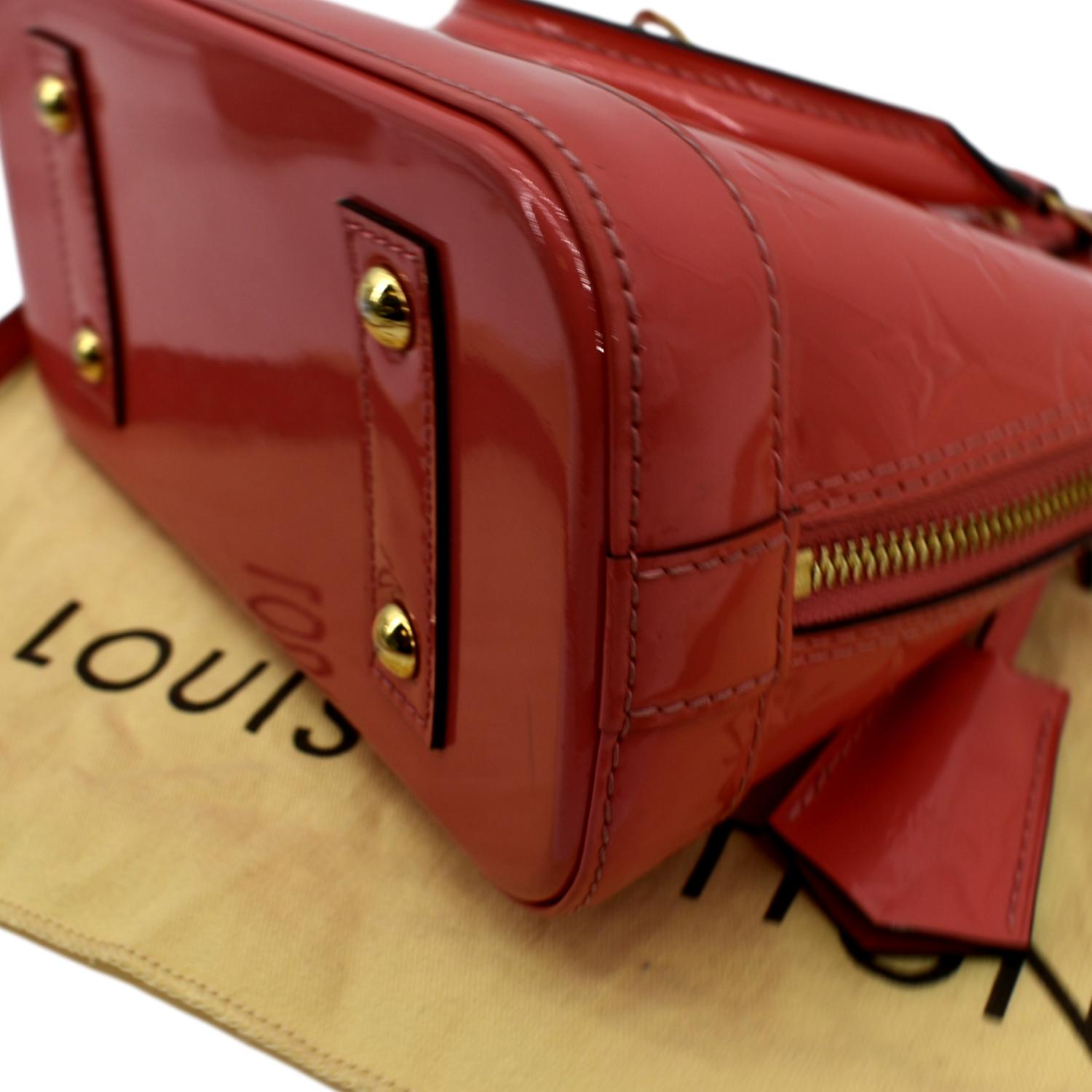 Alma bb leather handbag Louis Vuitton Red in Leather - 27478234