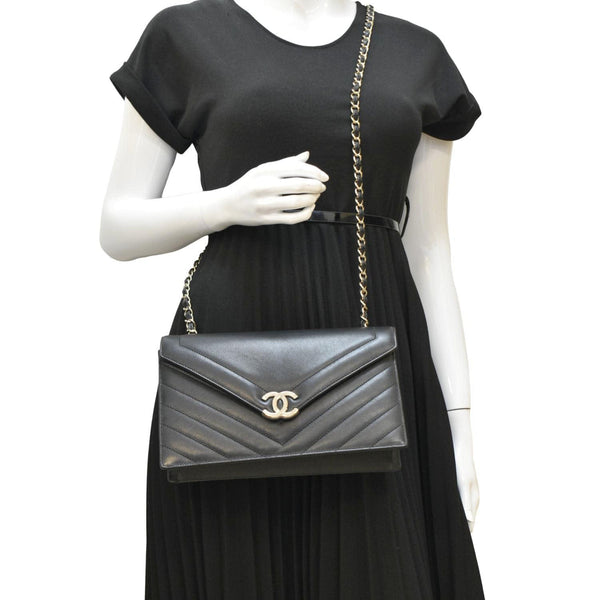 CHANEL CC Flap Chevron Stitched Leather Shoulder Bag Black