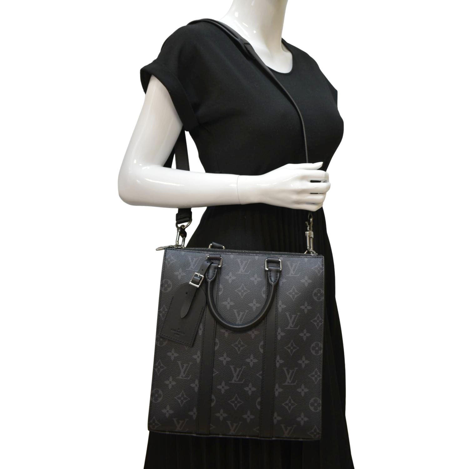 Louis-Vuitton Monogram Sac-Plat Hand Bag