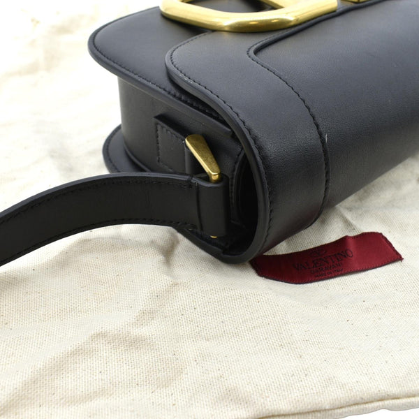 VALENTINO Supervee Leather Crossbdoy Bag Black