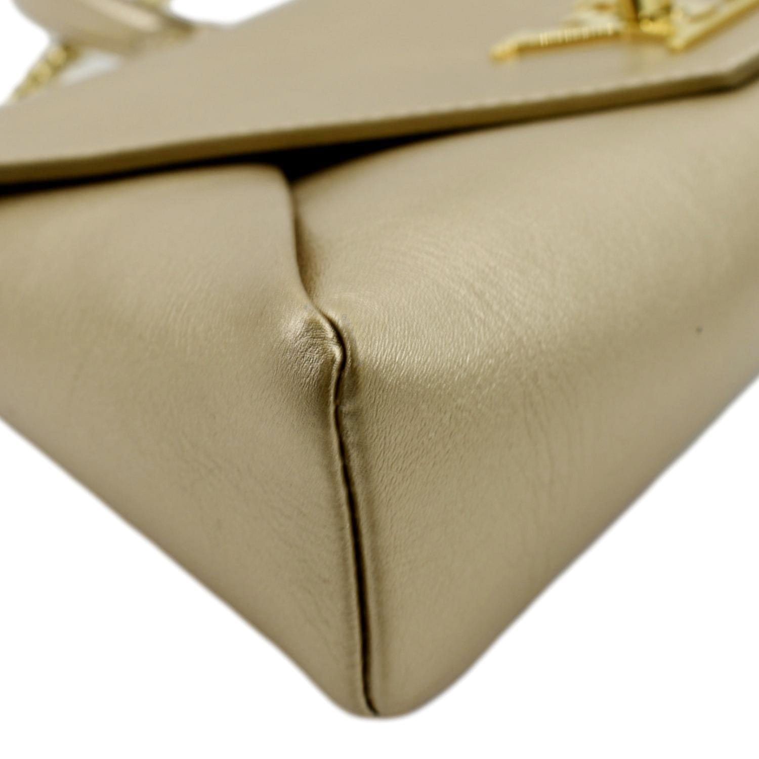 louis vuitton beige bag with gold chain