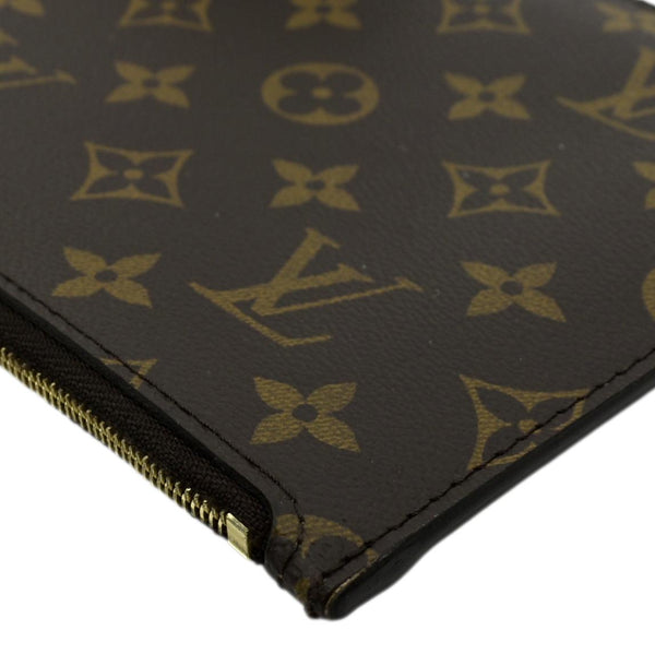 LOUIS VUITTON Neverfull Monogram Canvas Pochette Wristlet Pouch Brown