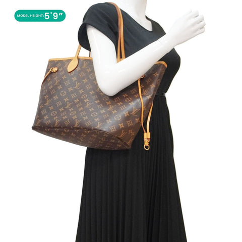 LOUIS VUITTON Neverfull MM Monogram Canvas Tote Bag Brown