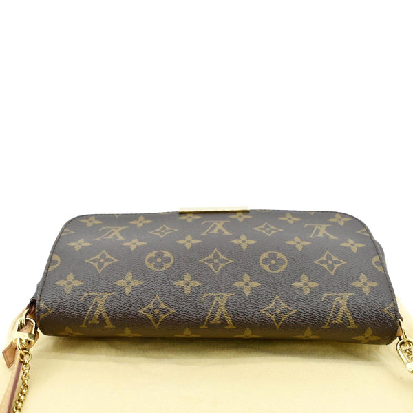 LOUIS VUITTON Favorite MM Monogram Canvas Crossbody Bag Brown