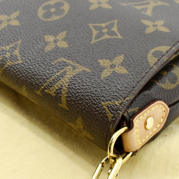 LOUIS VUITTON Favorite MM Monogram Canvas Crossbody Bag Brown
