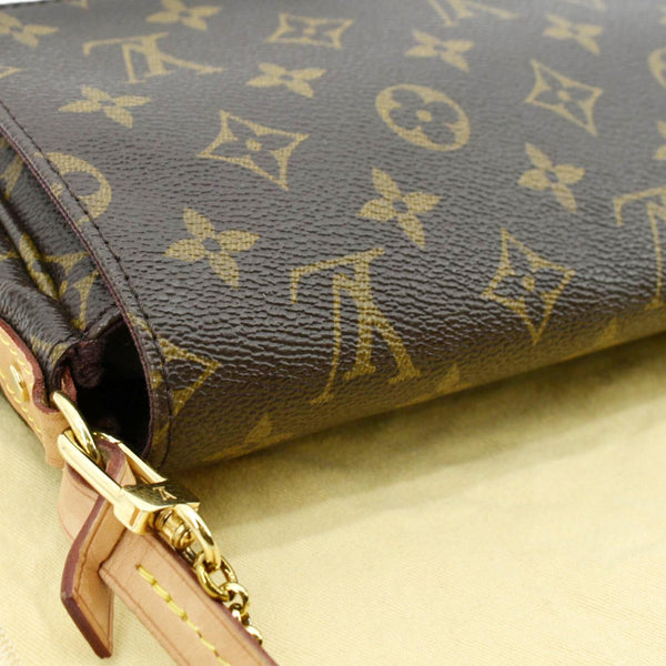 LOUIS VUITTON Favorite MM Monogram Canvas Crossbody Bag Brown