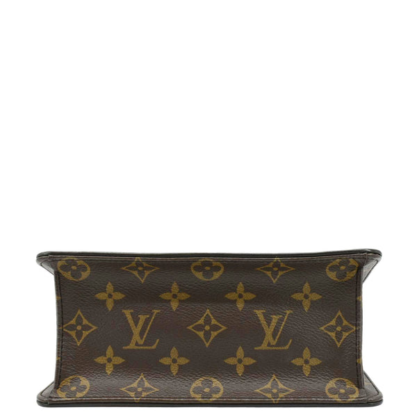 LOUIS VUITTON Wynwood Monogram Vernis Leather Crossbody Bag Red