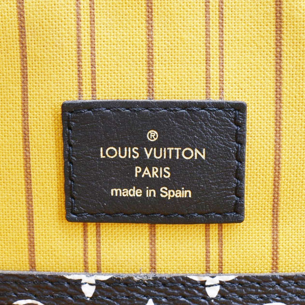 LOUIS VUITTON Neverfull MM Monogram Jungle Shoulder Bag Orange