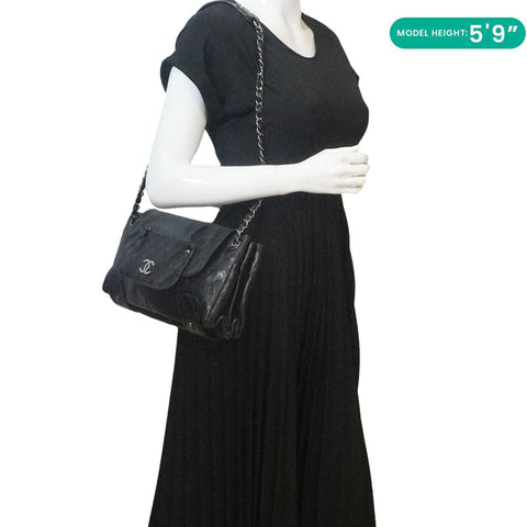 CHANEL Pocket in The City Caviar Leather Shoulder Bag Black