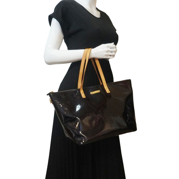 LOUIS VUITTON Bellevue Vernis Leather Tote Bag Burgundy