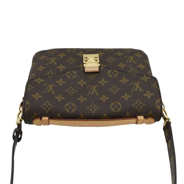LOUIS VUITTON Metis Pochette Monogram Canvas Crossbody Bag Brown