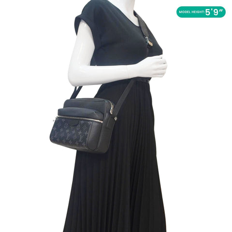 LOUIS VUITTON Outdoor Monogram Eclipse Messenger Bag Black