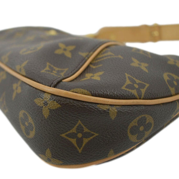 LOUIS VUITTON Thames PM Monogram Canvas Shoulder Bag Brown