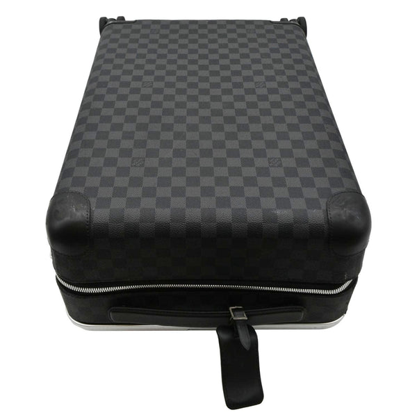 LOUIS VUITTON Horizon 55 Rolling Suitcase Black upper look