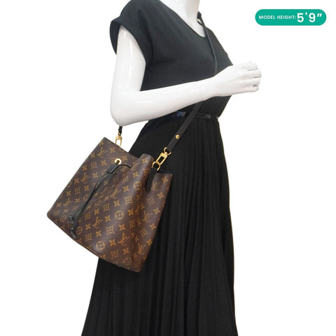 LOUIS VUITTON Neonoe MM Monogram Canvas Shoulder Bag Brown