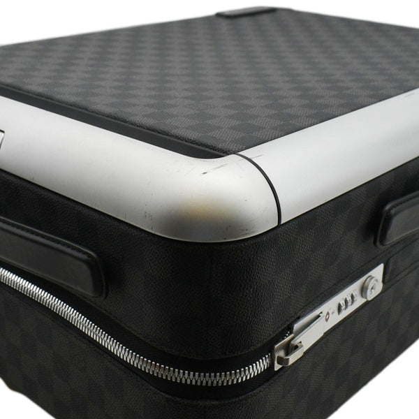 LOUIS VUITTON Horizon 55 Damier Graphite Canvas Rolling Suitcase Black