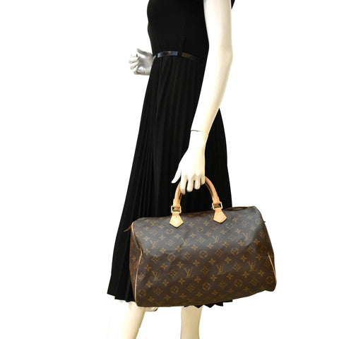 LOUIS VUITTON Speedy 35 Monogram Canvas Satchel Bag Brown
