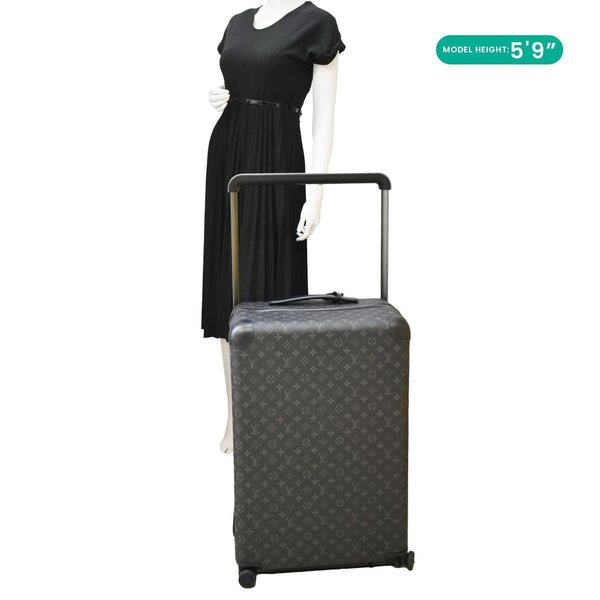 LOUIS VUITTON Horizon 70 Monogram Eclipse Canvas Rolling Suitcase Black