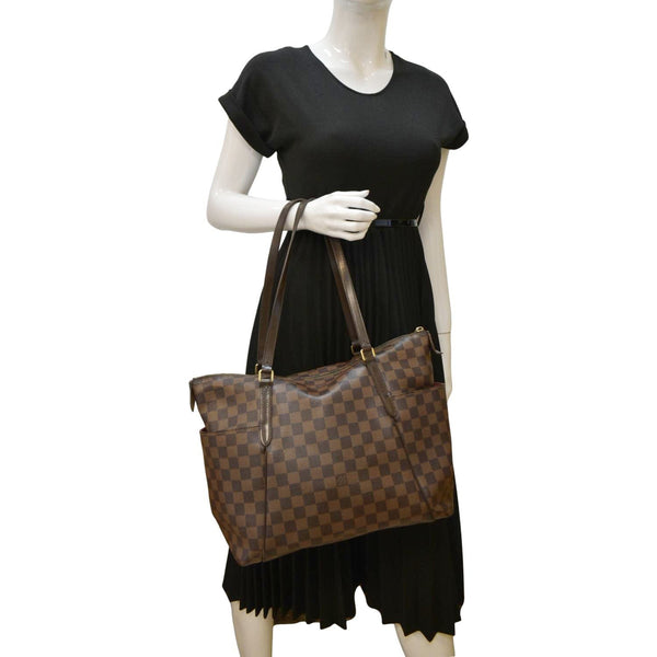 LOUIS VUITTON Totally MM Damier Ebene Shoulder Bag Brown