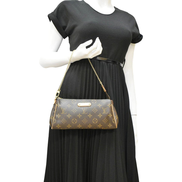 LOUIS VUITTON Eva Pochette Monogram canvas Clutch Crossbody Bag Brown