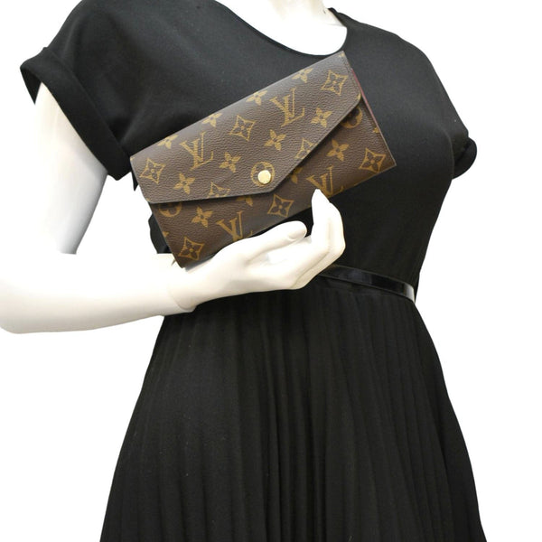 LOUIS VUITTON Sarah Monogram Canvas Wallet Brown
