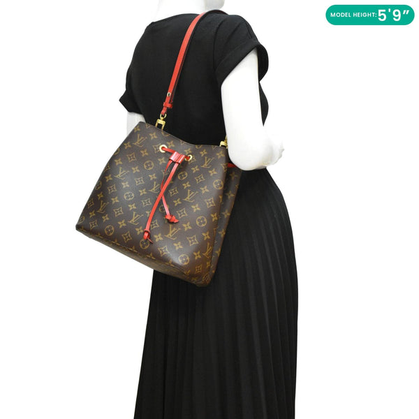 LOUIS VUITTON Neonoe Monogram Canvas Shoulder Bag Poppy