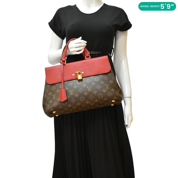 LOUIS VUITTON Venus Shoulder Bag Cherry dummy look
