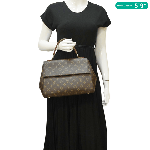 LOUIS VUITTON Cluny MM Monogram Canvas Shoulder Bag Brown
