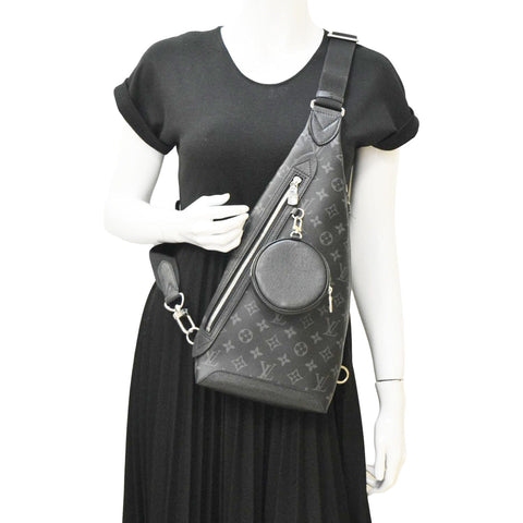 LOUIS VUITTON Duo Slingbag Taigarama Crossbody Bag Black