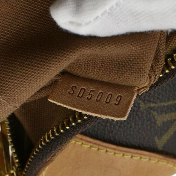 LOUIS VUITTON Thames PM Monogram Canvas Shoulder Bag Brown