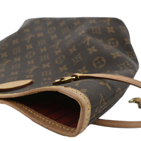 LOUIS VUITTON Neverfull MM Monogram Canvas Tote Bag Brown
