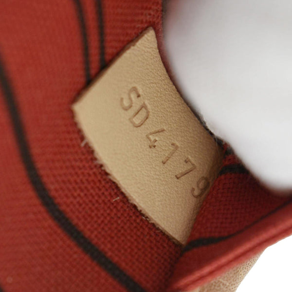 LOUIS VUITTON Neverfull MM Monogram Canvas Tote Bag Brown